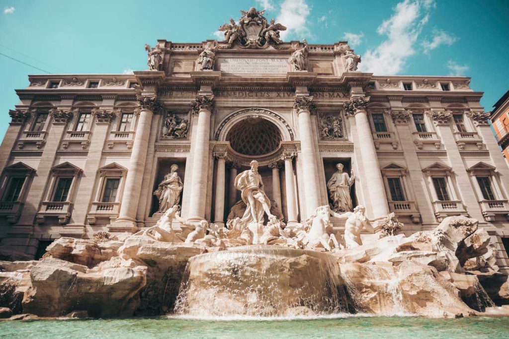 فواره‌ی تروی رم، مشهورترین آبنمای جهان