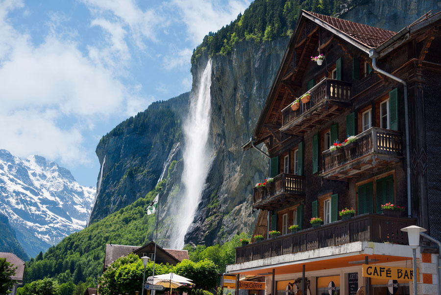 با زیباترین آبشارهای سوئیس آشنا شوید